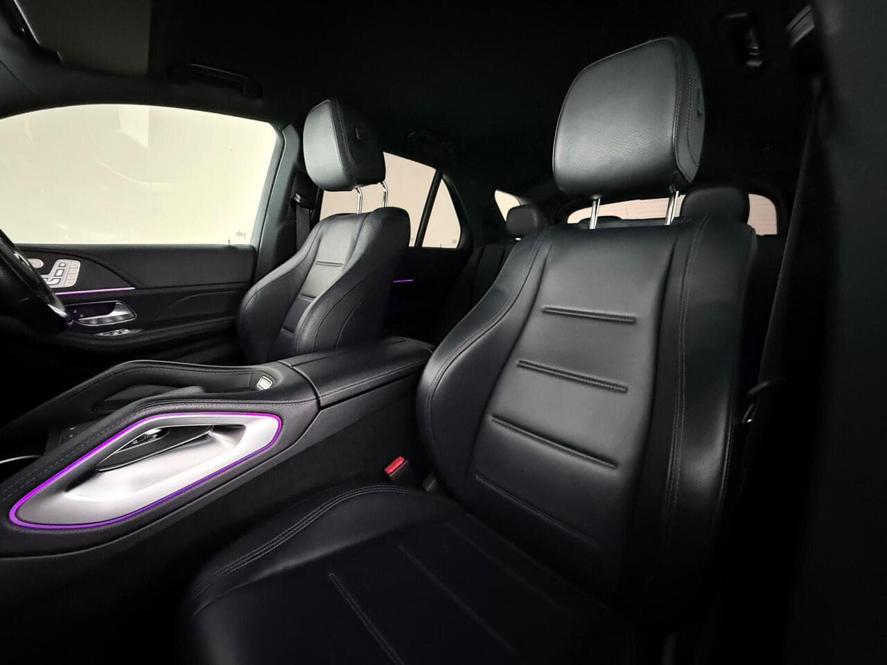 Mercedes-Benz GLE thumbnail Seat Front Passenger