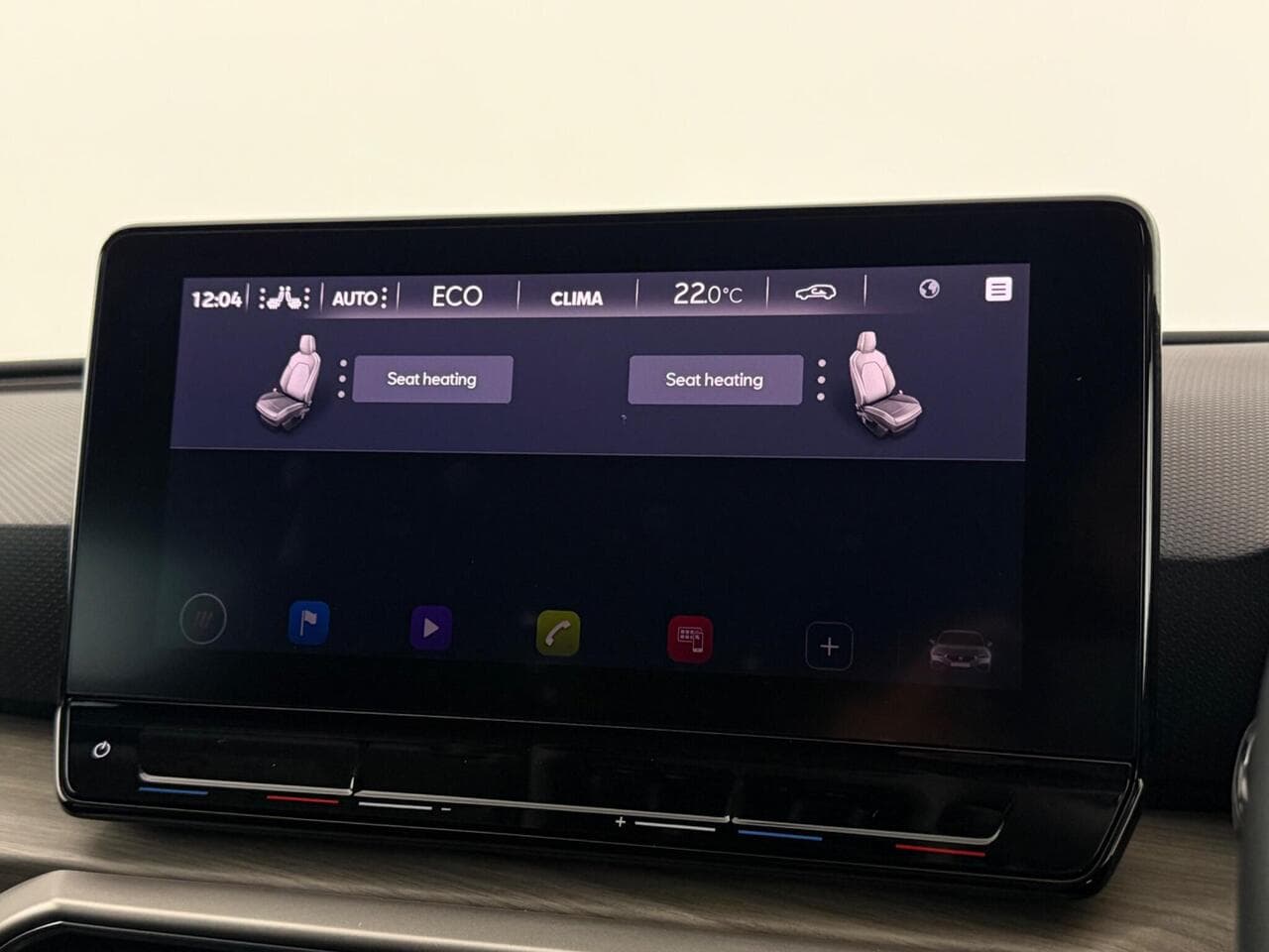 SEAT Leon thumbnail Infotainment System