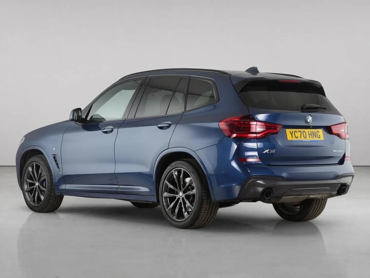BMW X3 thumbnail Rear Left