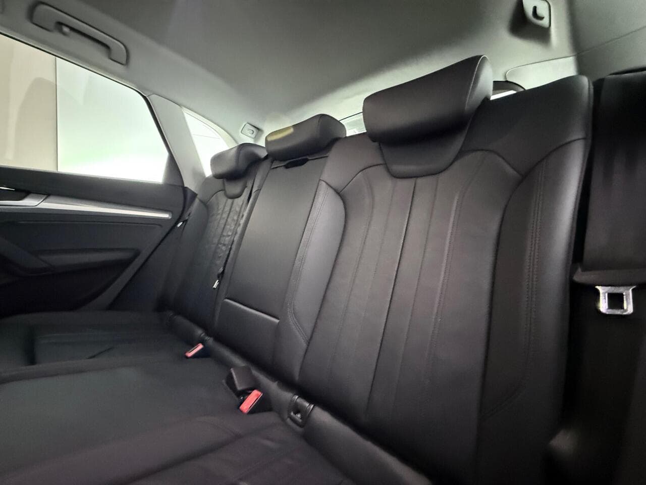 Audi Q5 thumbnail Seat Front Passenger