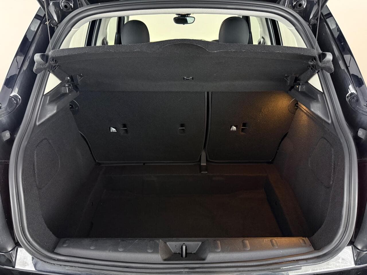 MINI Hatch thumbnail Boot