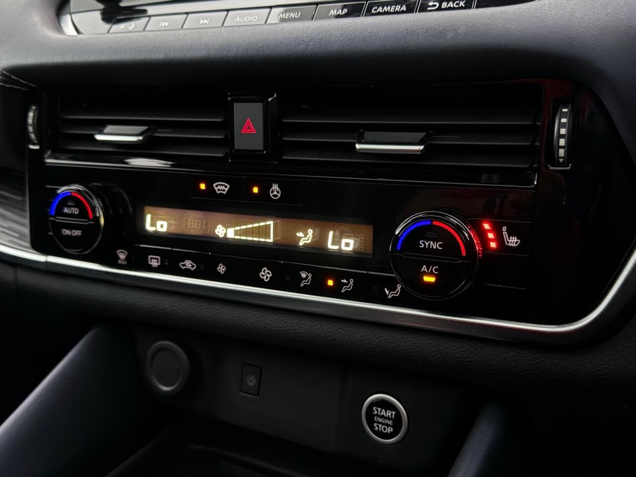 Nissan Qashqai thumbnail Infotainment System