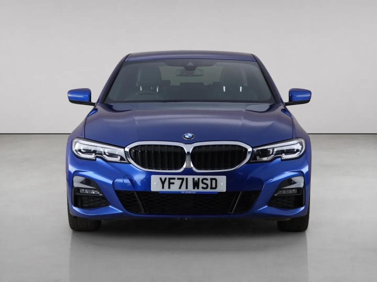 BMW 3 Series thumbnail Front