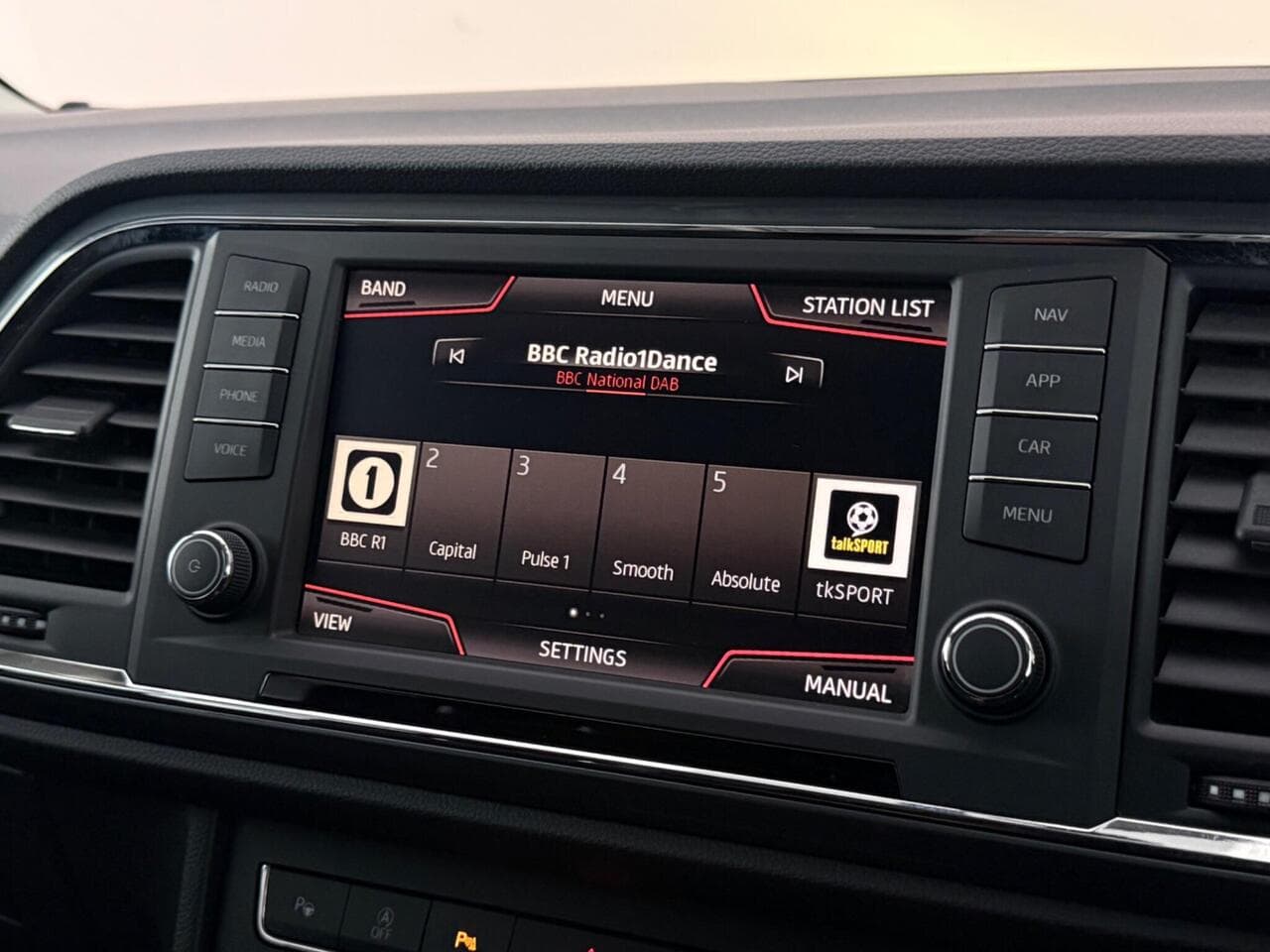 SEAT Ateca thumbnail Infotainment System