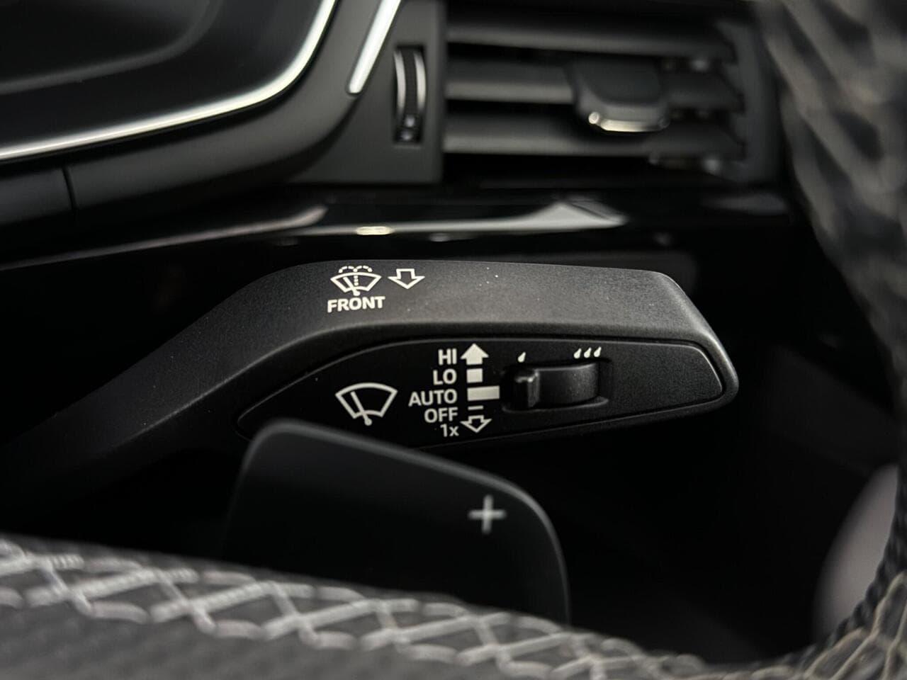 Audi A4 thumbnail Misc Controls