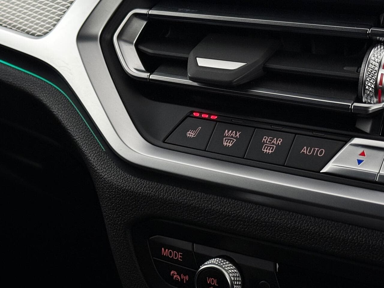 BMW 3 Series thumbnail Misc Controls