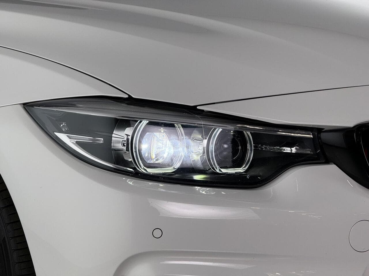 BMW 4 Series Gran Coupe thumbnail Lights Front