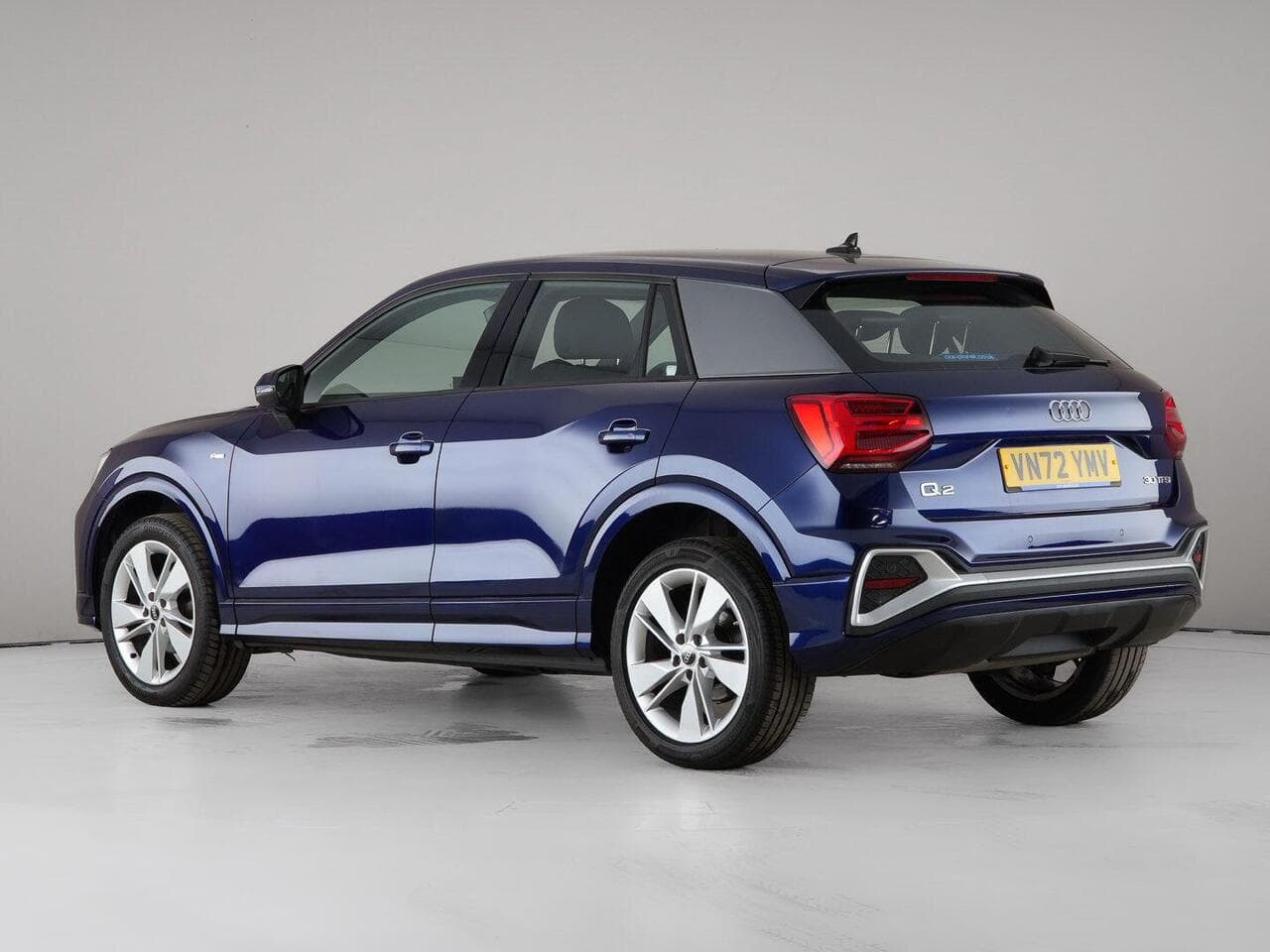 Audi Q2 thumbnail Rear Left