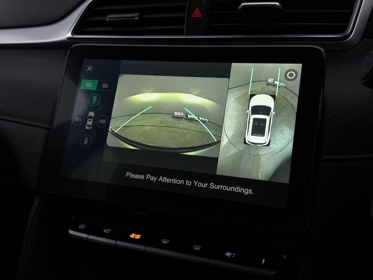 MG MG ZS thumbnail Infotainment System