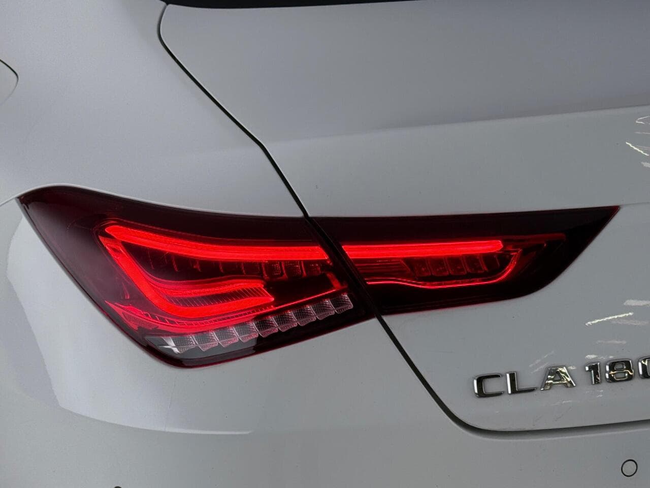Mercedes-Benz CLA thumbnail Lights Rear