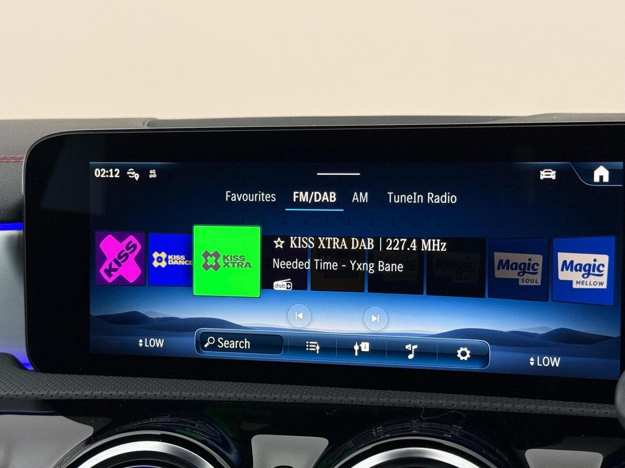 Mercedes-Benz CLA thumbnail Infotainment System