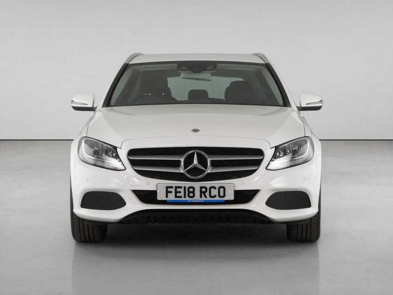 Mercedes-Benz C Class thumbnail Front