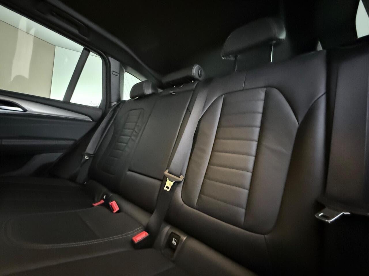 BMW X3 thumbnail Seats Rear