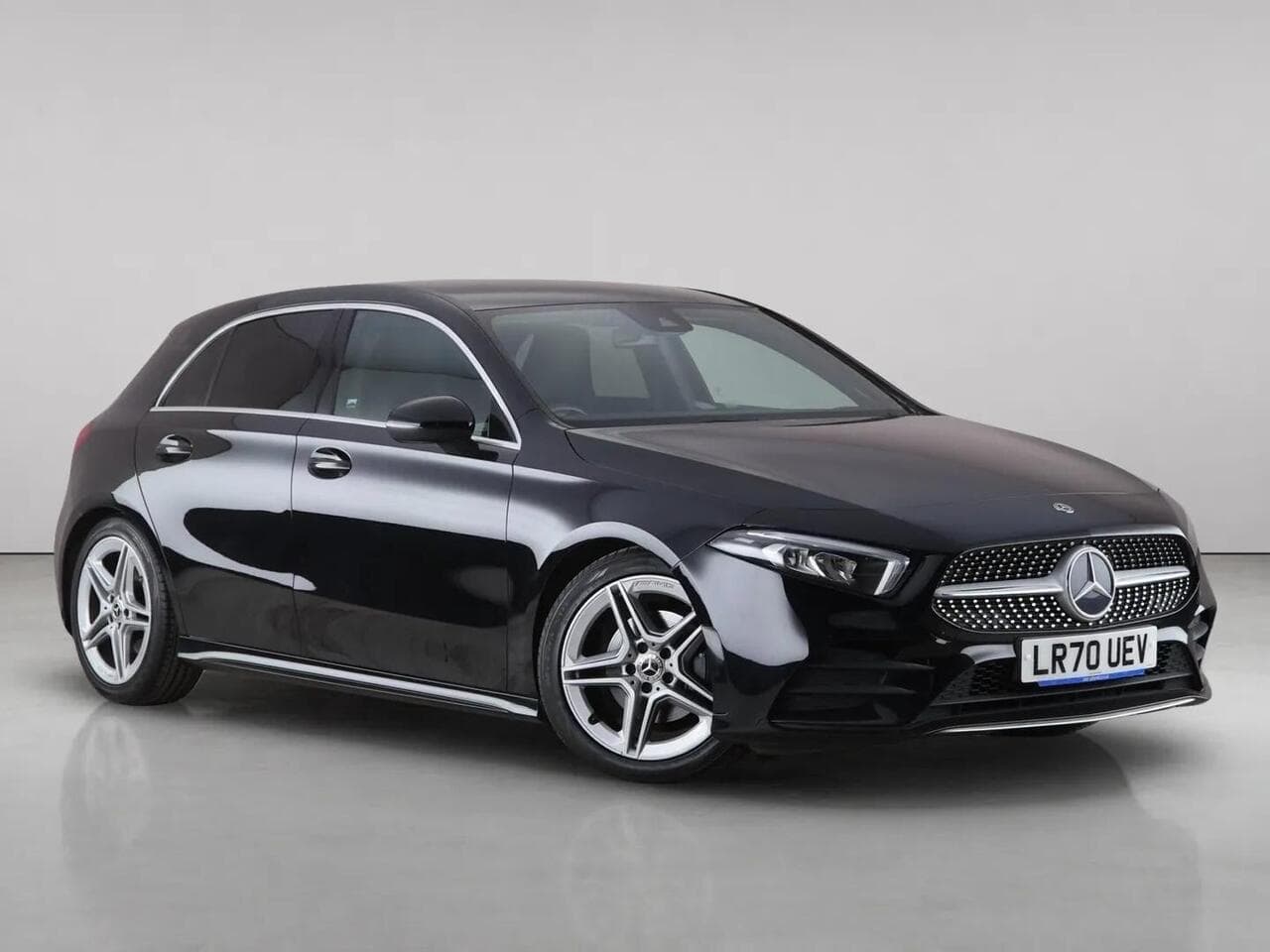 Mercedes-Benz A Class - Mercedes-Benz A Class 1.3 A200 AMG Line 7G-DCT Euro 6 (s/s) 5dr
