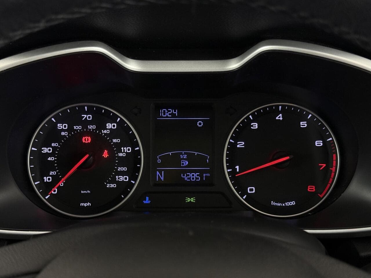 MG MG ZS thumbnail Driver Instruments