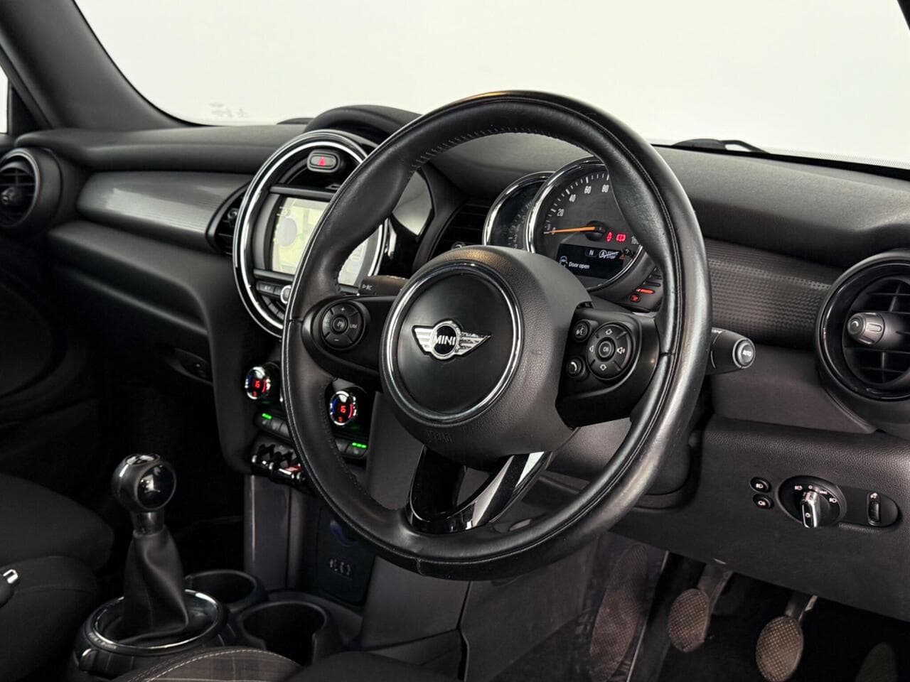 MINI Convertible thumbnail Inconclusive