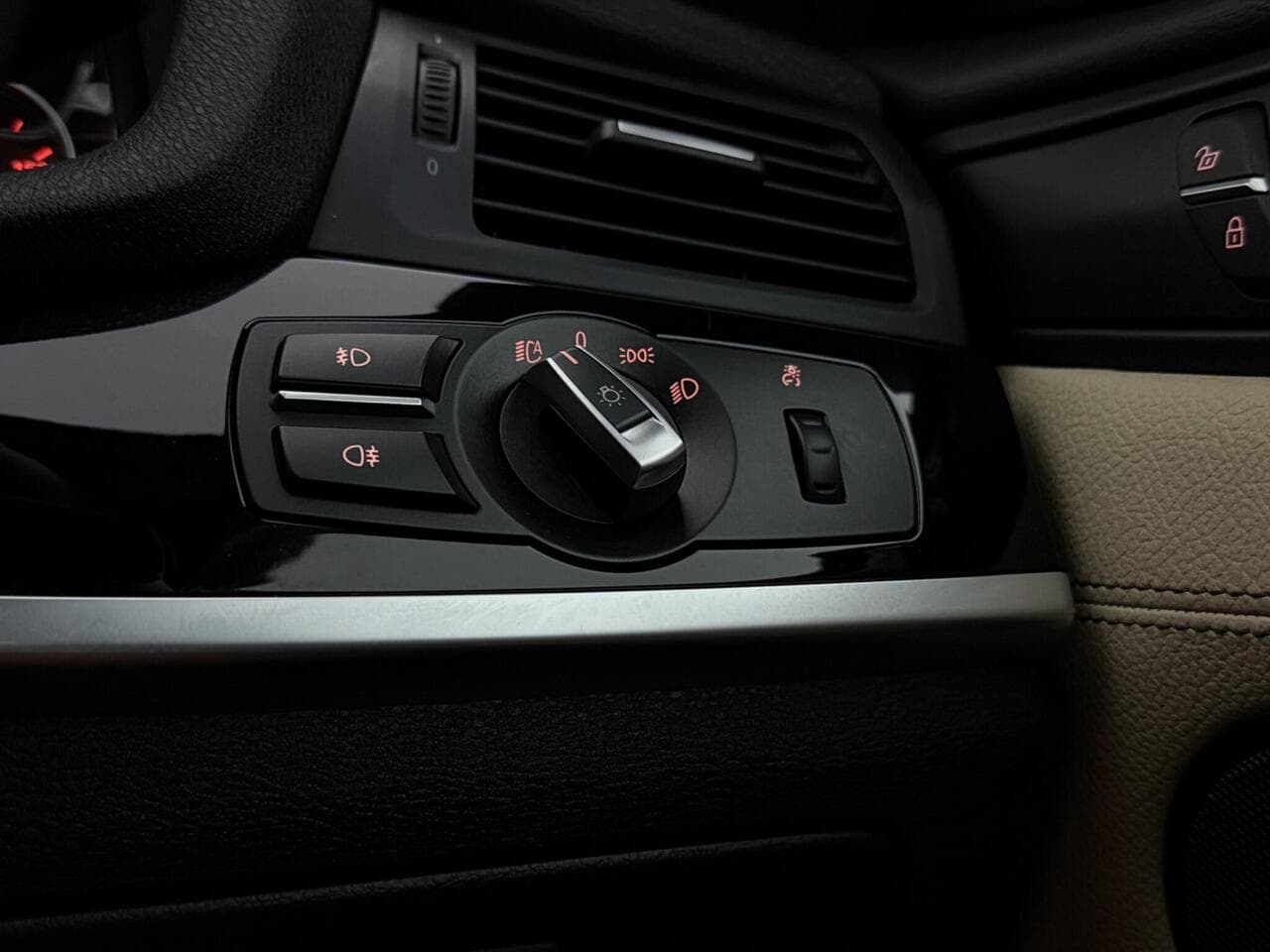 BMW X4 thumbnail Misc Controls