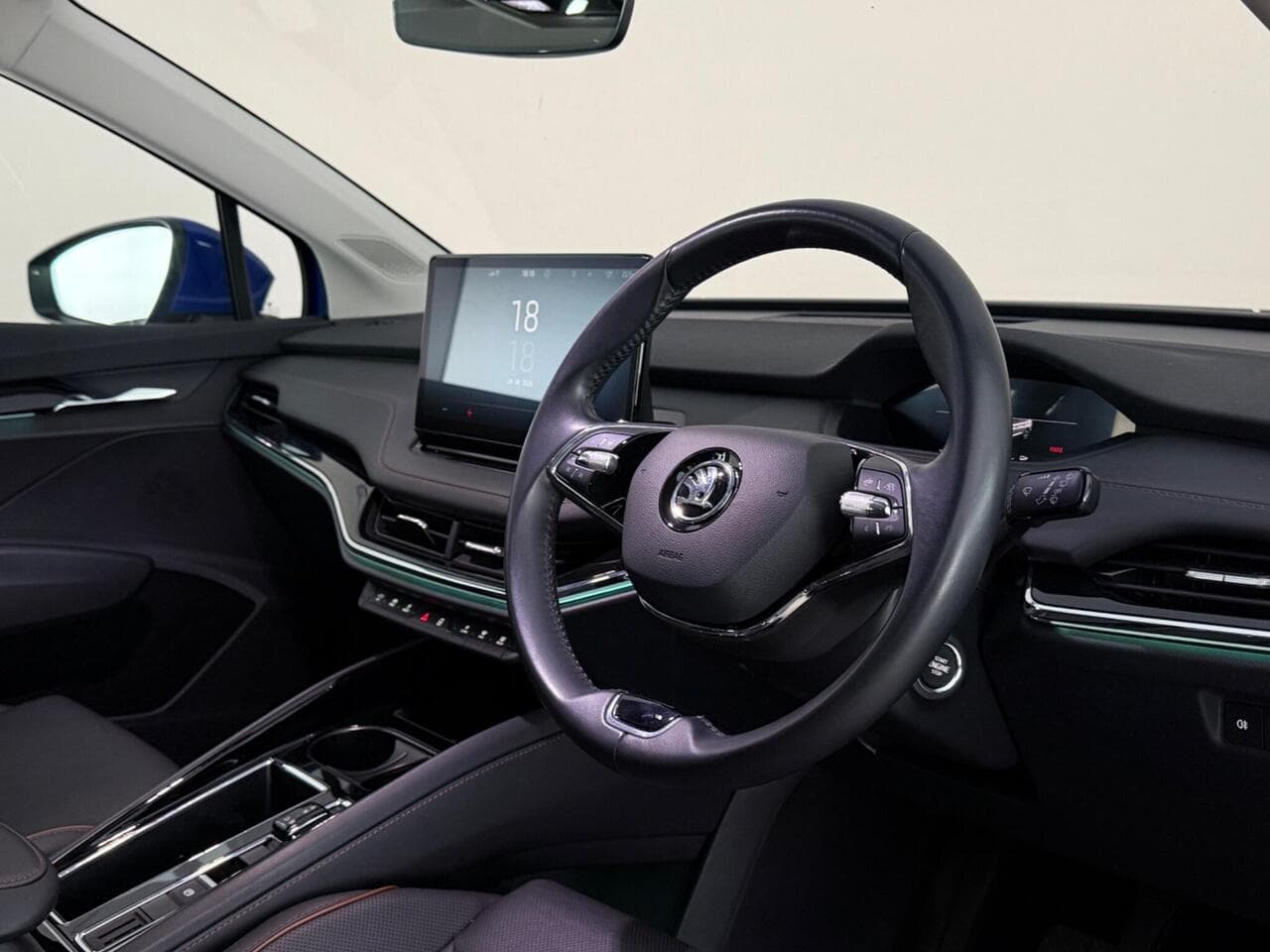 Skoda Enyaq thumbnail Interior Front