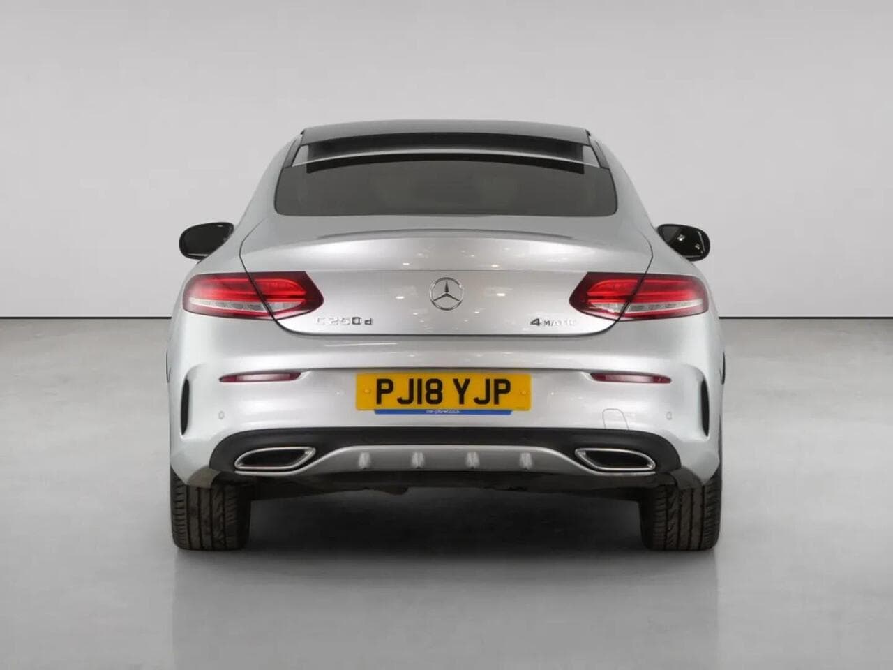 Mercedes-Benz C Class thumbnail Rear