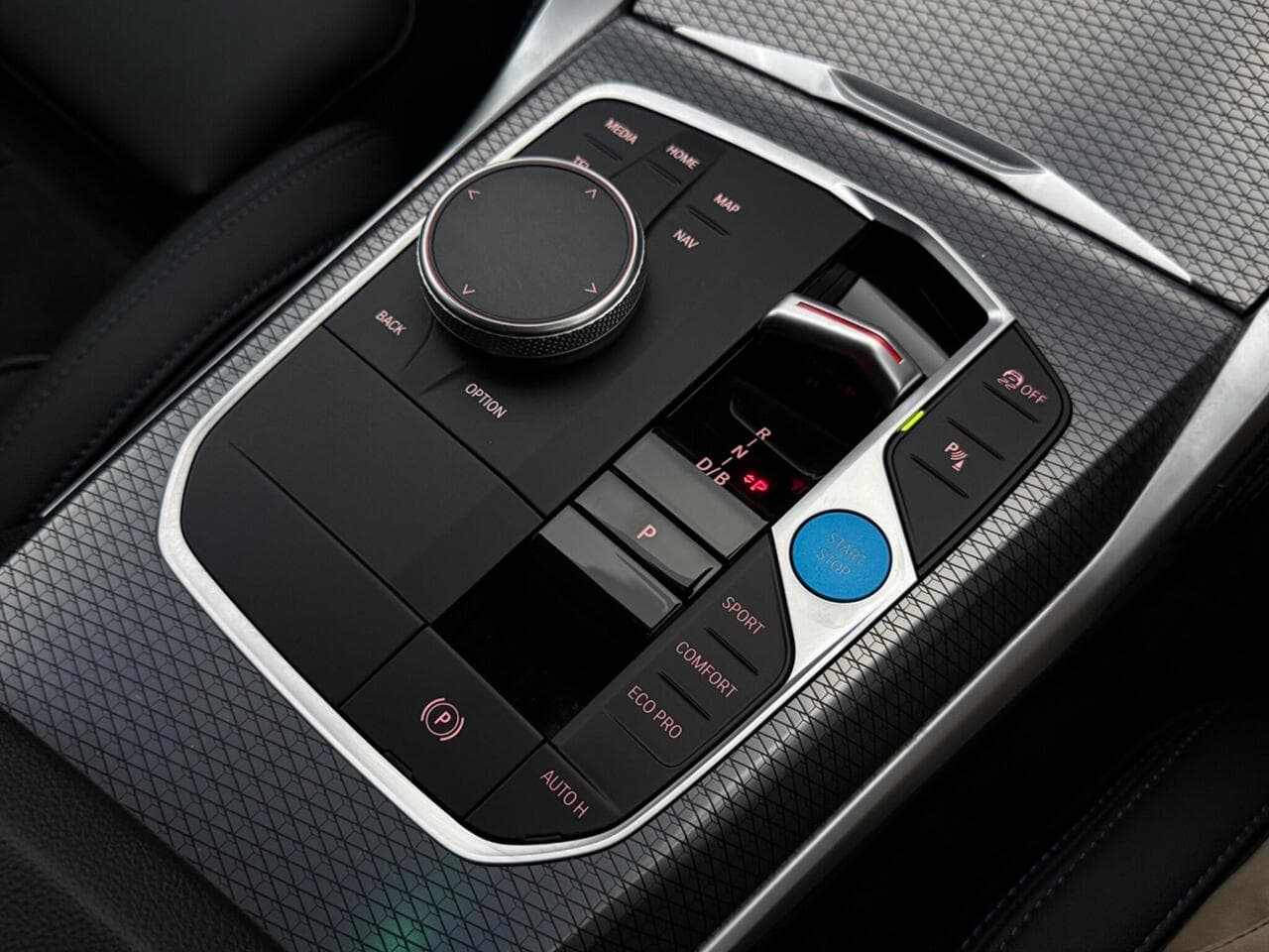 BMW i4 thumbnail Misc Controls