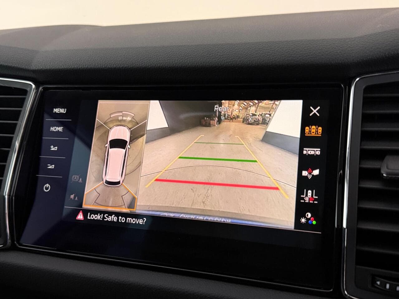 Skoda Kodiaq thumbnail Infotainment System
