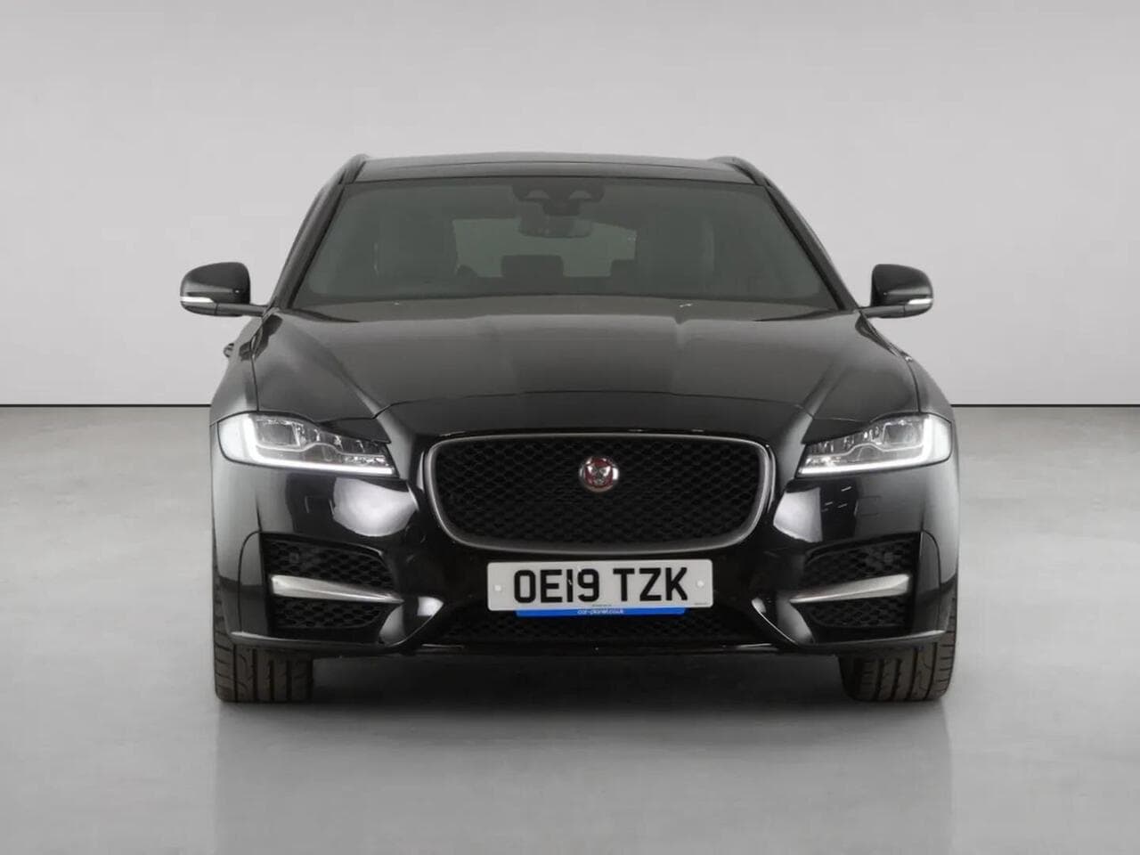 Jaguar XF thumbnail Front
