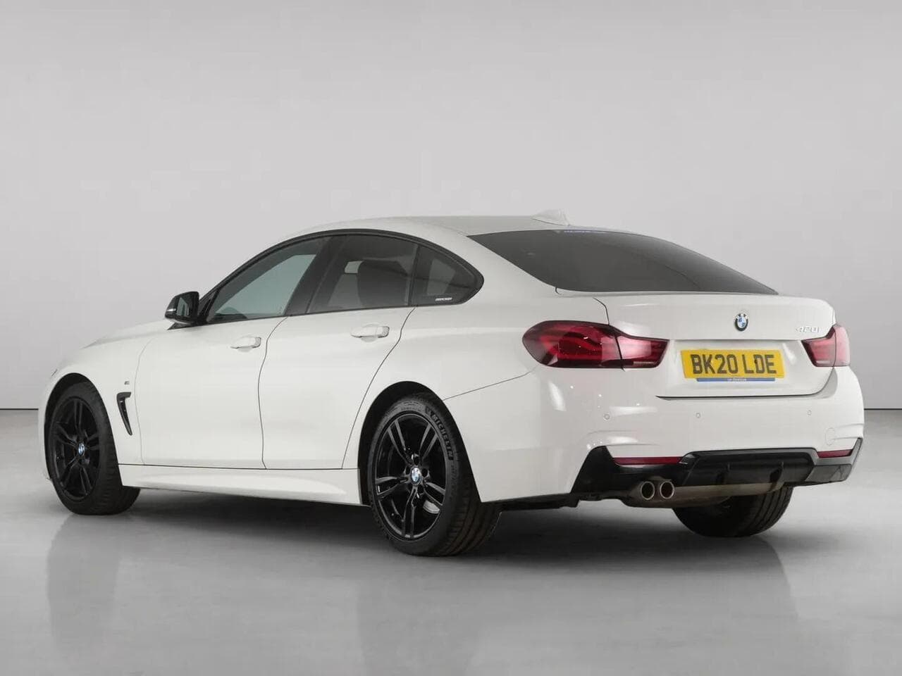 BMW 4 Series Gran Coupe thumbnail Rear Left