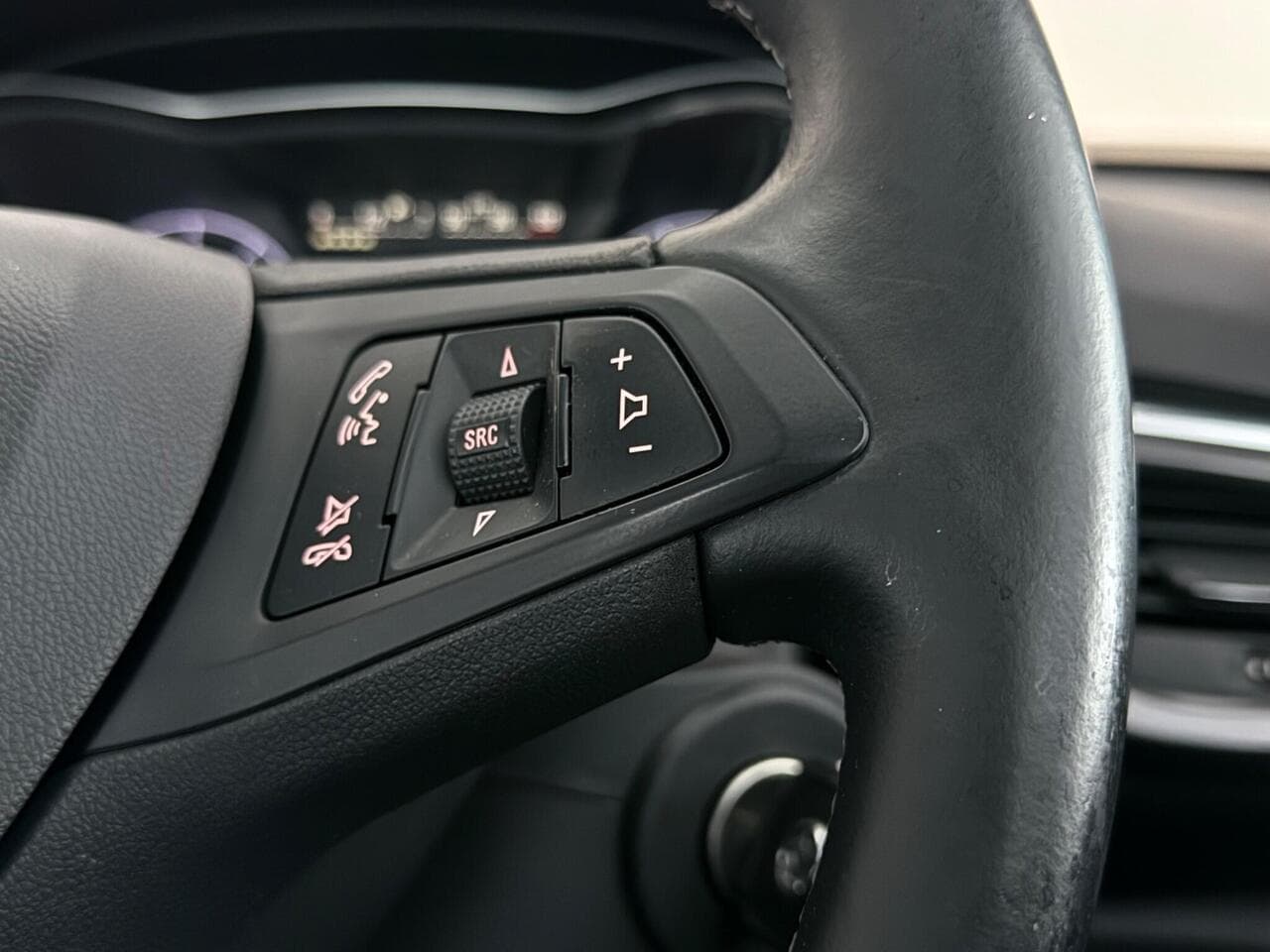 Vauxhall Corsa thumbnail Misc Controls