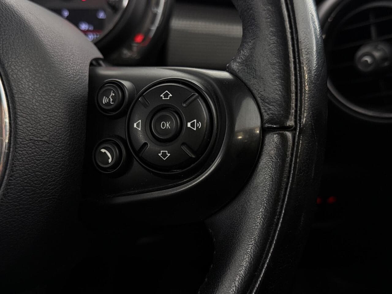 MINI Hatch thumbnail Misc Controls