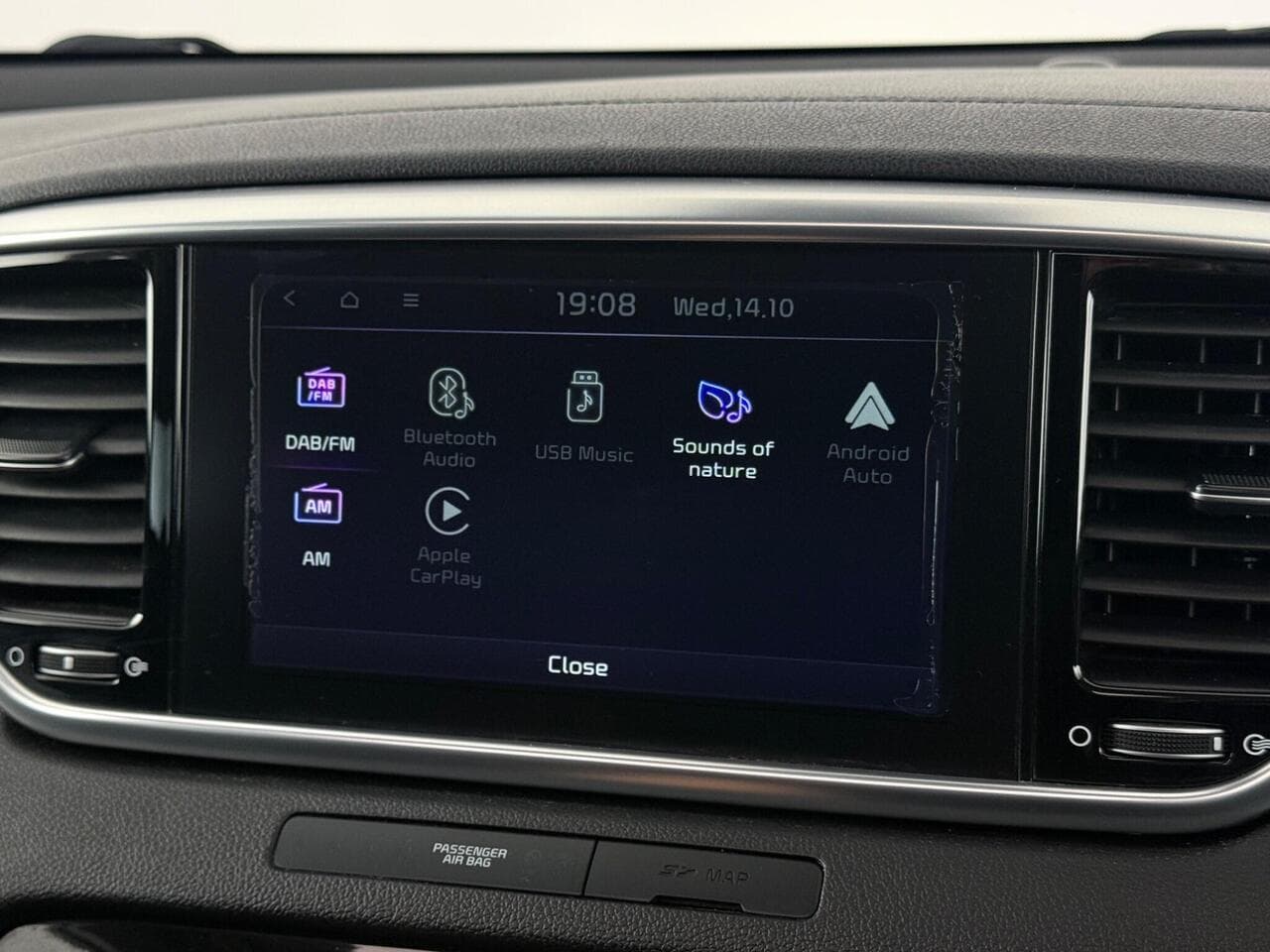 Kia Sportage thumbnail Infotainment System