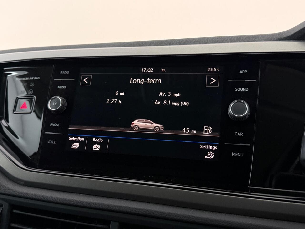 Volkswagen Polo thumbnail Infotainment System
