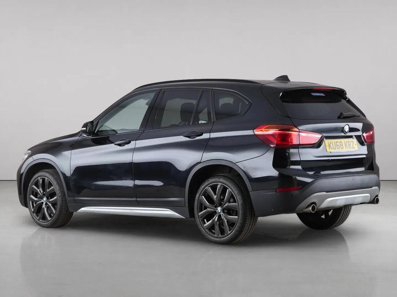 BMW X1 thumbnail Rear Left