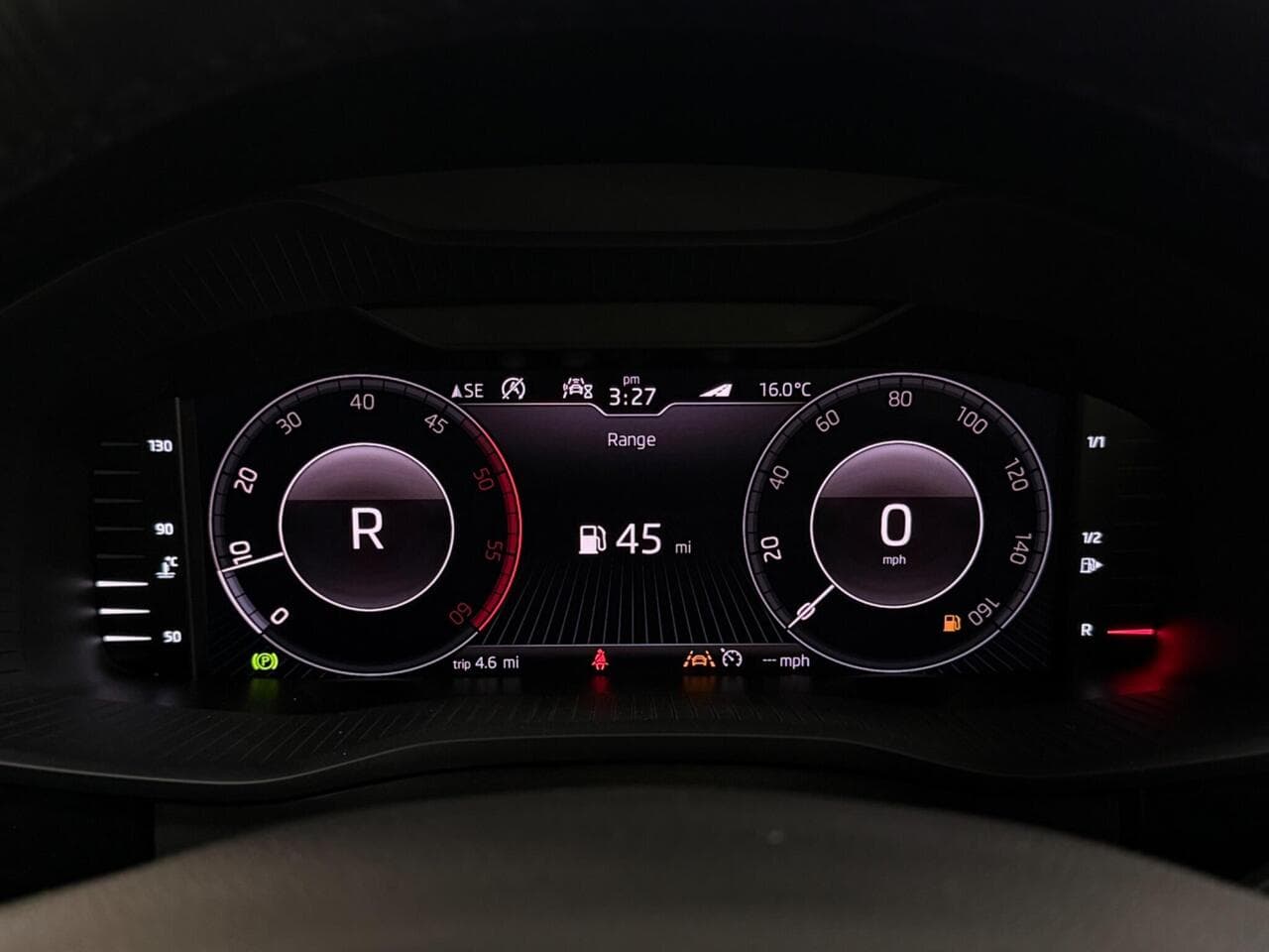 Skoda Kodiaq thumbnail Driver Instruments