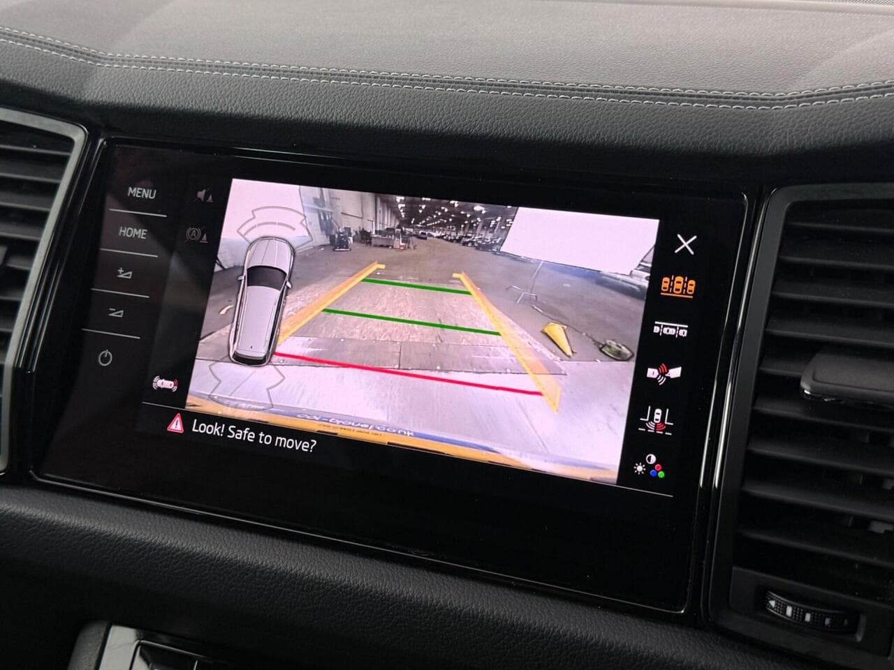Skoda Kodiaq thumbnail Infotainment System