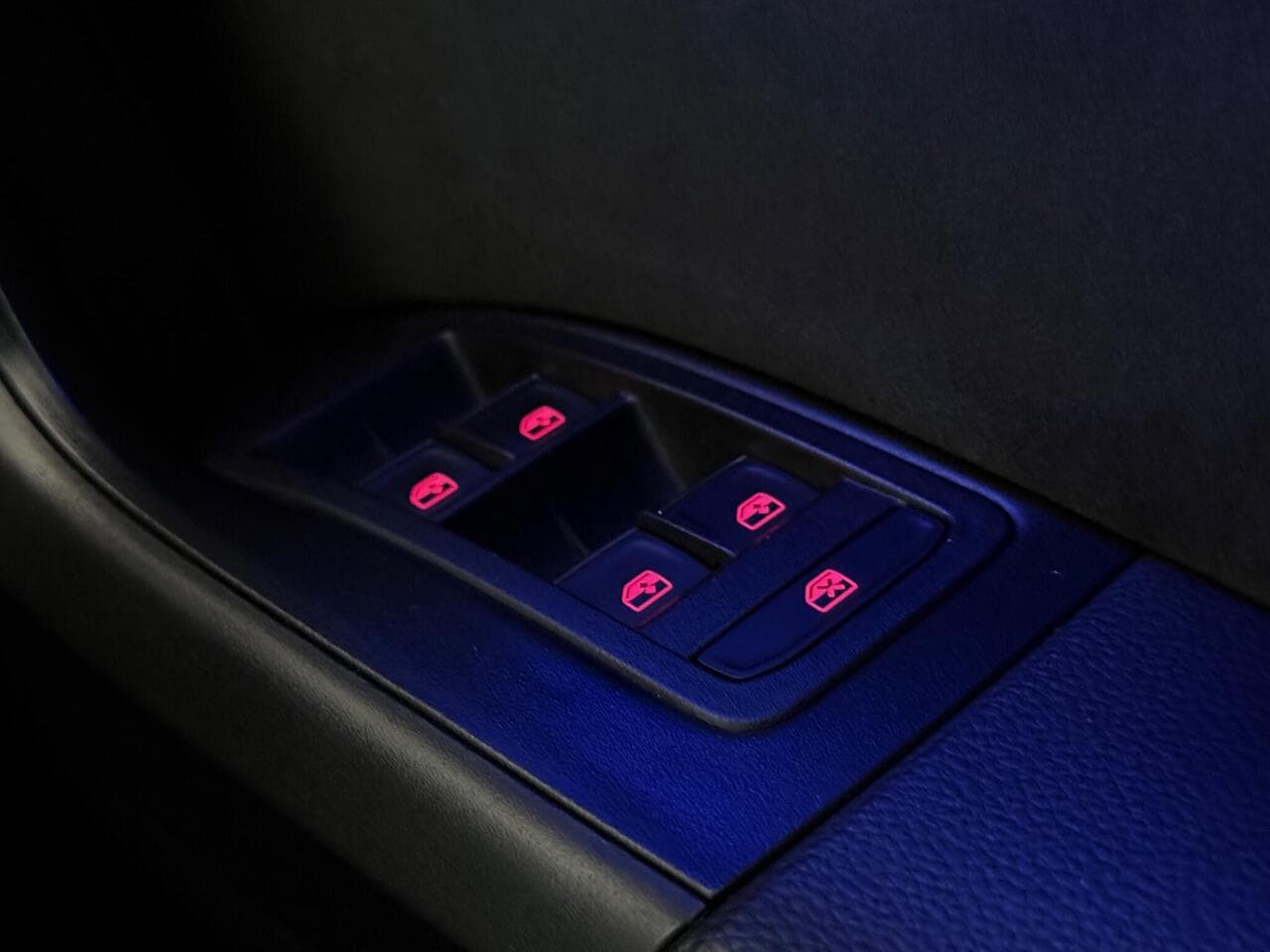 SEAT CUPRA Ateca thumbnail Misc Controls