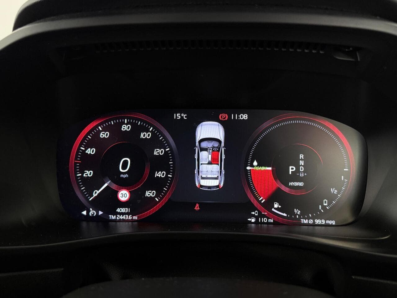 Volvo XC40 thumbnail Driver Instruments