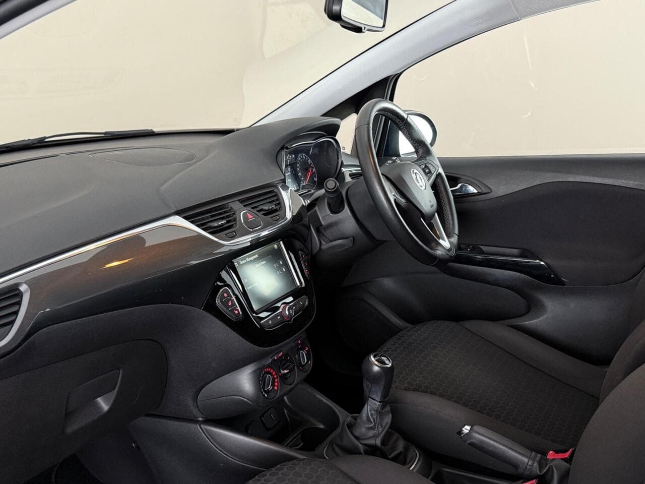 Vauxhall Corsa thumbnail Interior Front