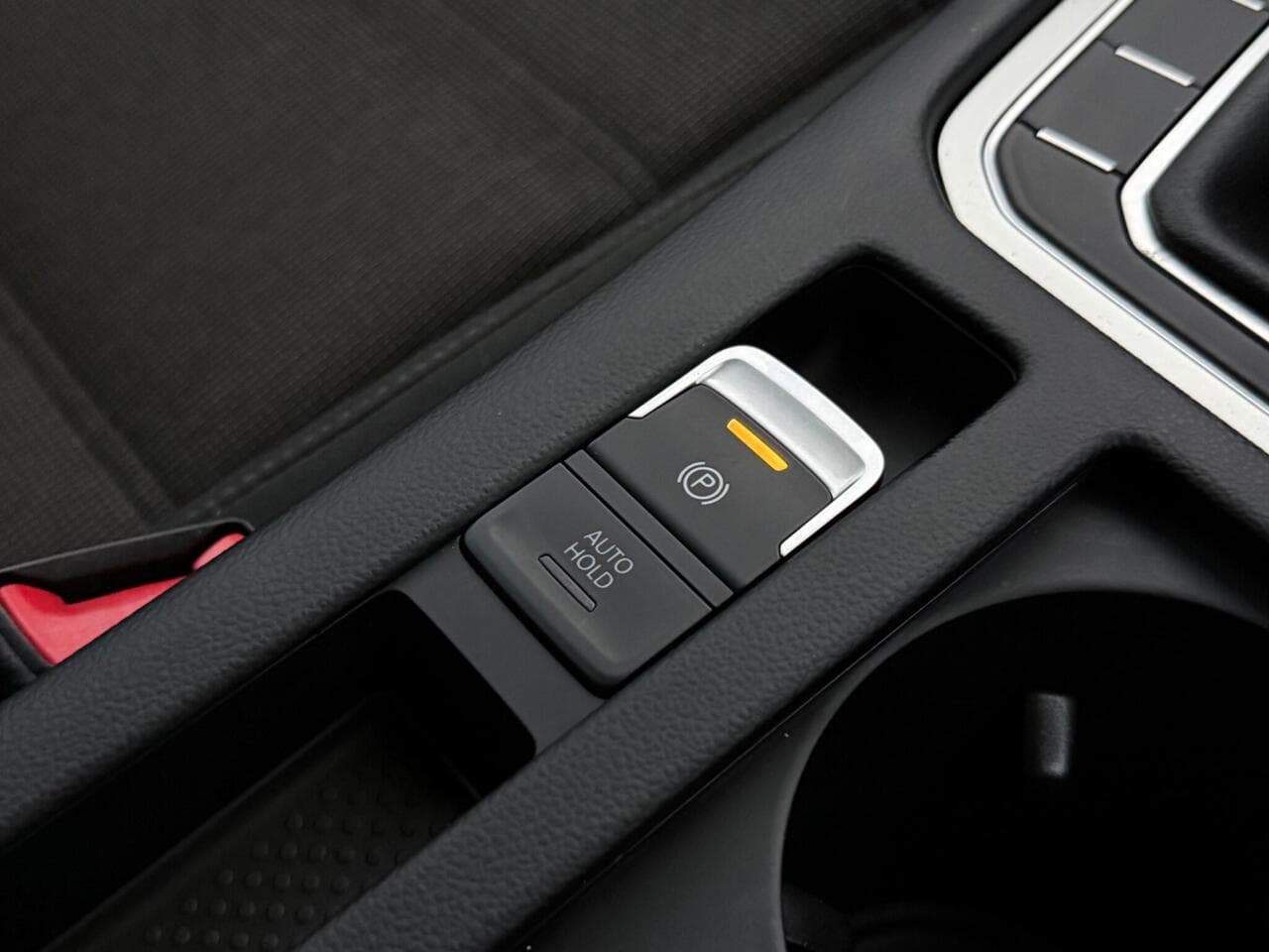 Volkswagen Passat thumbnail Misc Controls