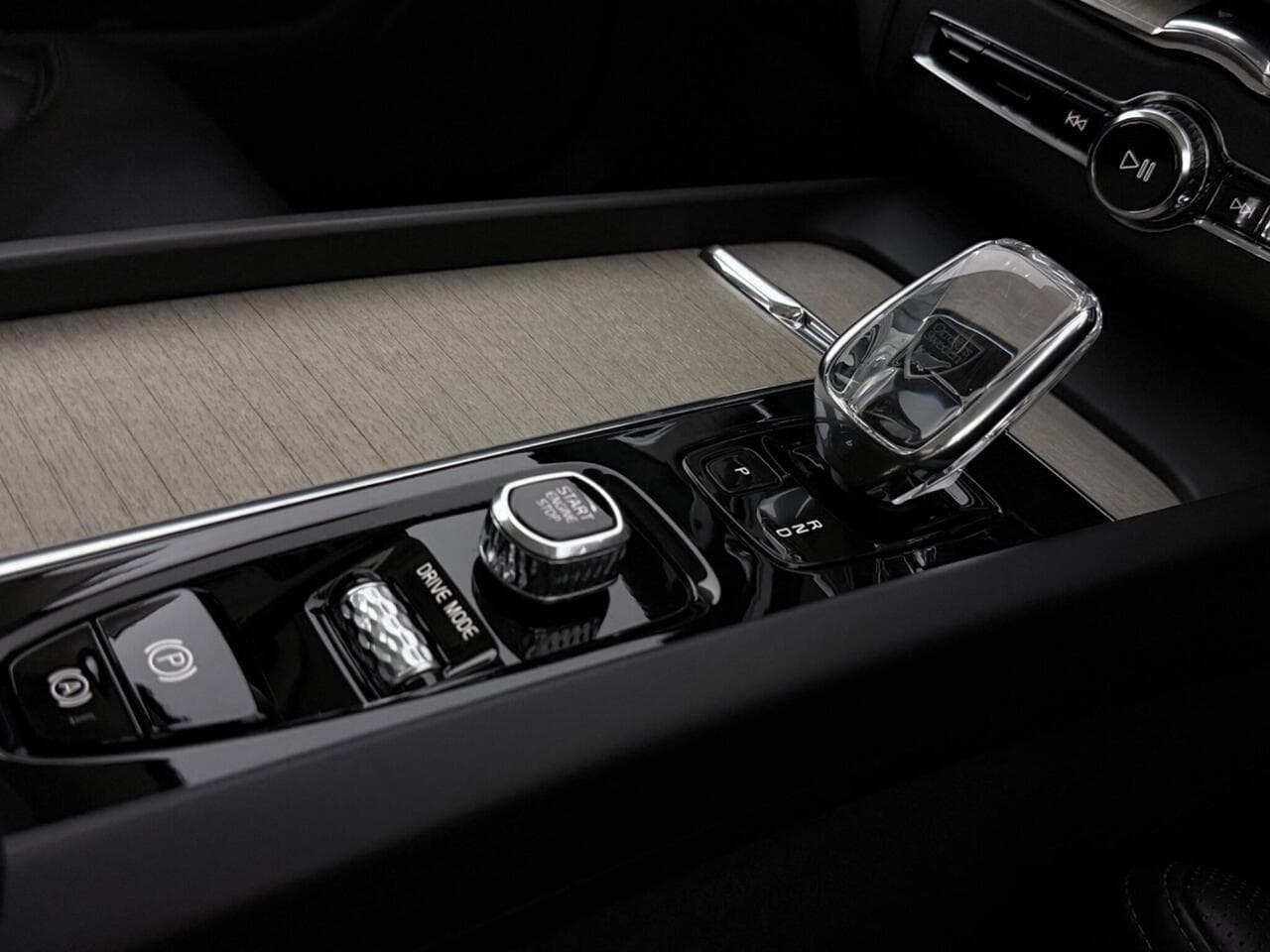 Volvo XC60 thumbnail Interior Front