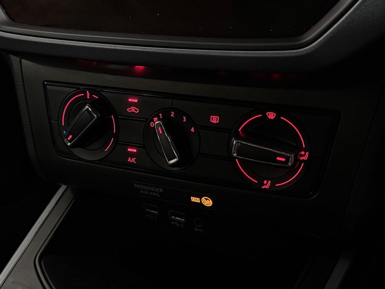 SEAT Arona thumbnail Misc Controls