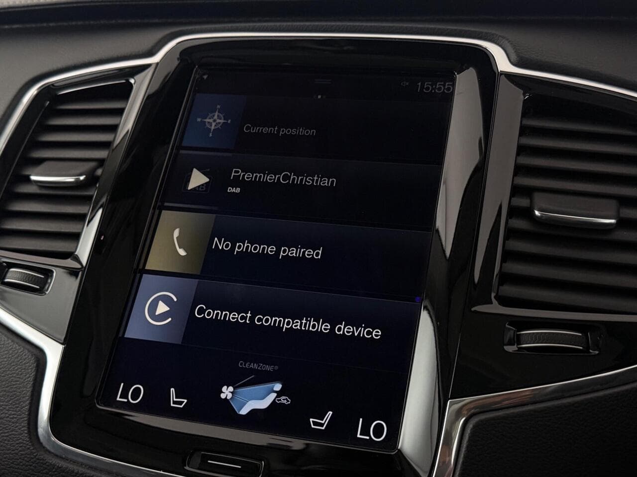 Volvo XC90 thumbnail Infotainment System