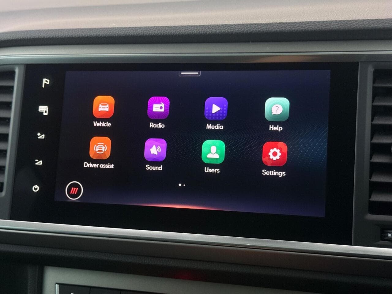 SEAT Ateca thumbnail Infotainment System