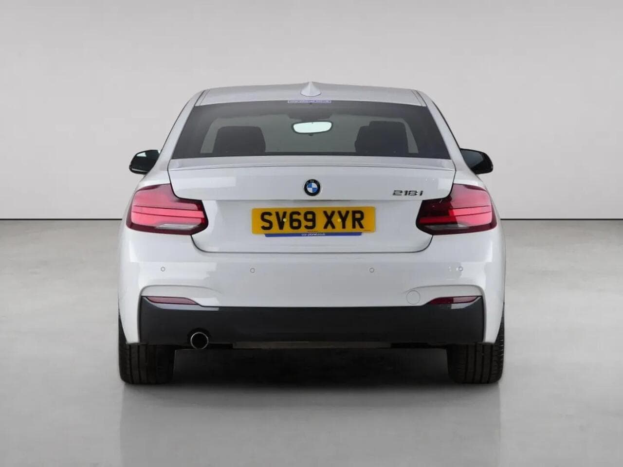 BMW 2 Series thumbnail Rear