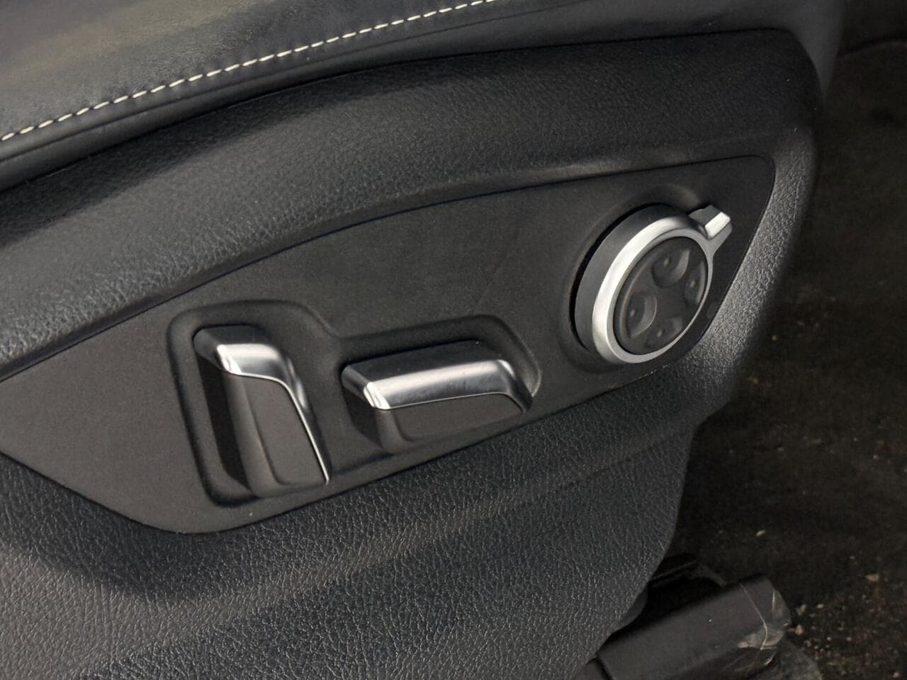 Audi Q7 thumbnail Door Interior