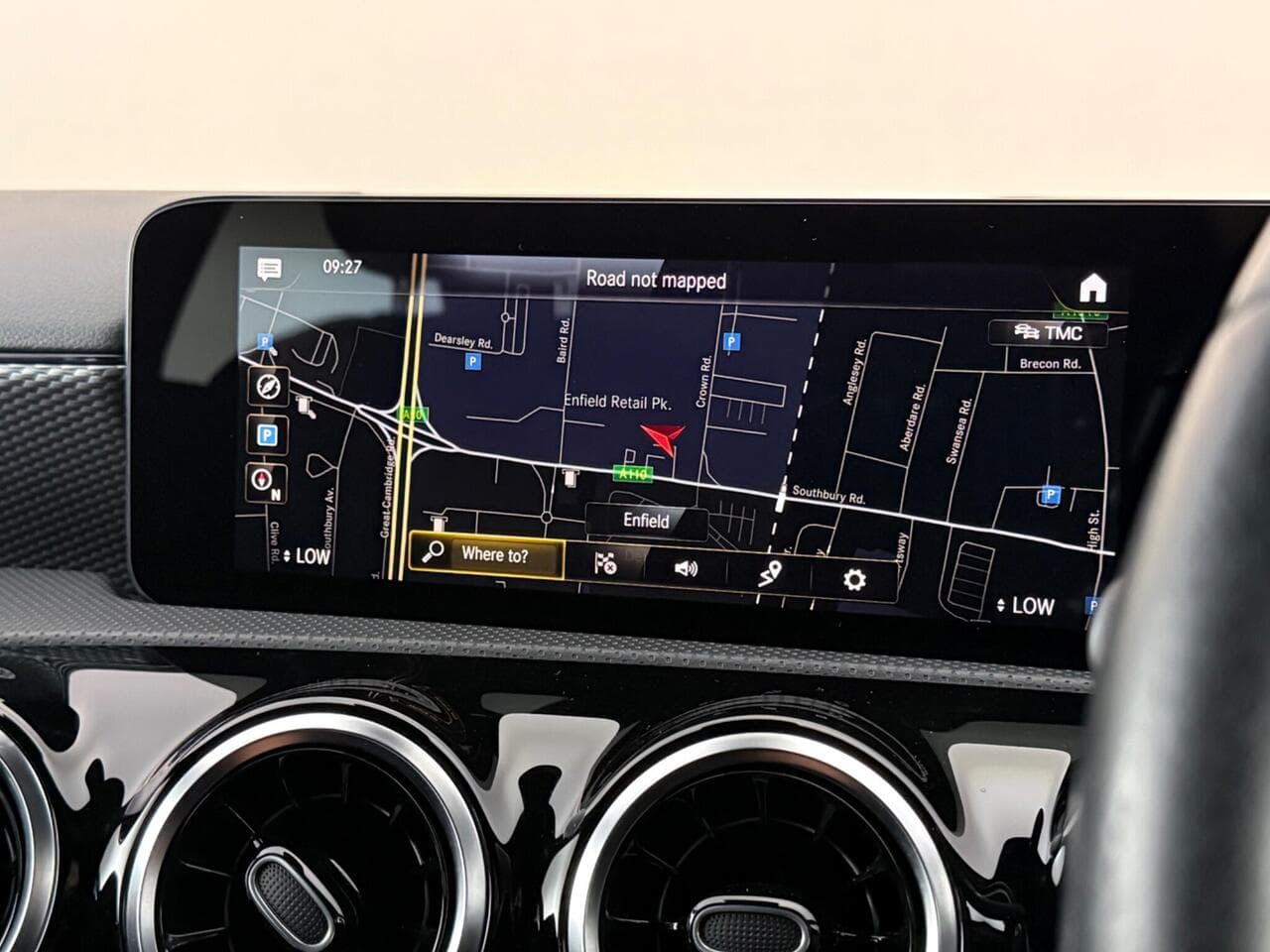 Mercedes-Benz A Class thumbnail Infotainment System