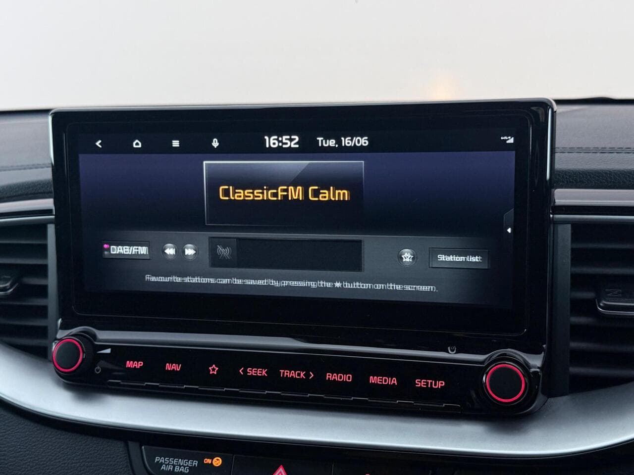 Kia Ceed thumbnail Infotainment System