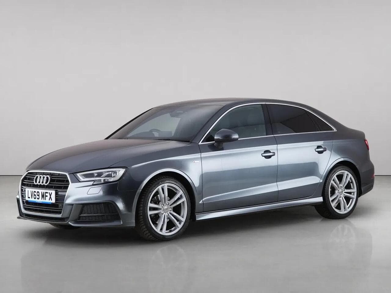 Audi A3 thumbnail Front Left