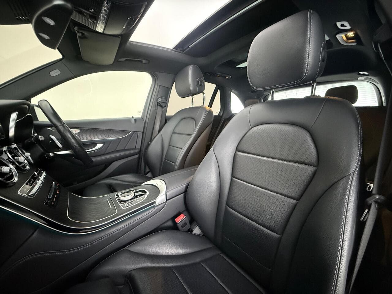 Mercedes-Benz GLC thumbnail Seat Front Passenger