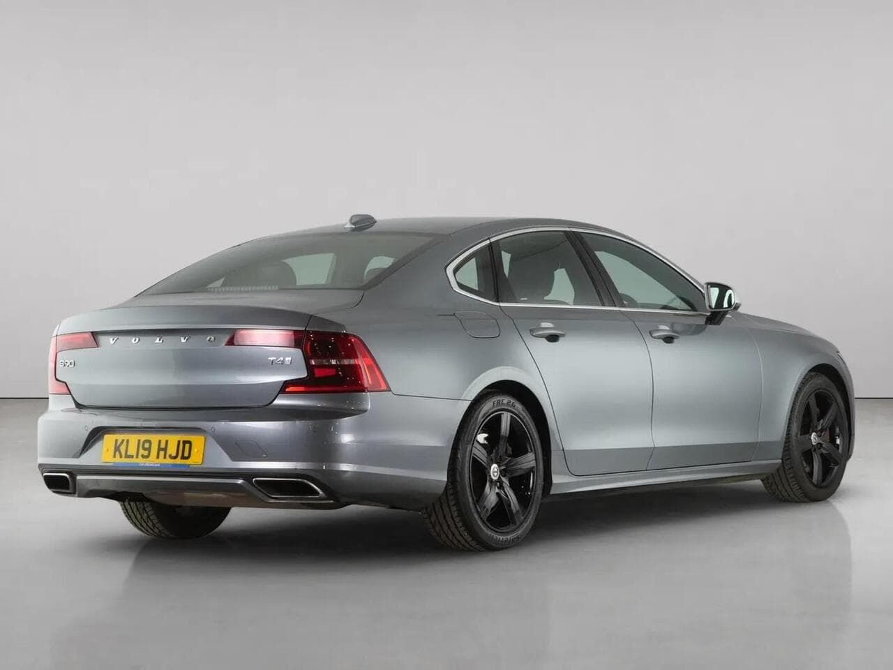 Volvo S90 thumbnail Rear Right