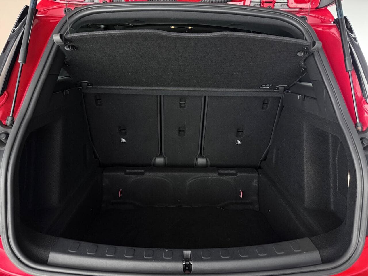 MINI Countryman thumbnail Boot